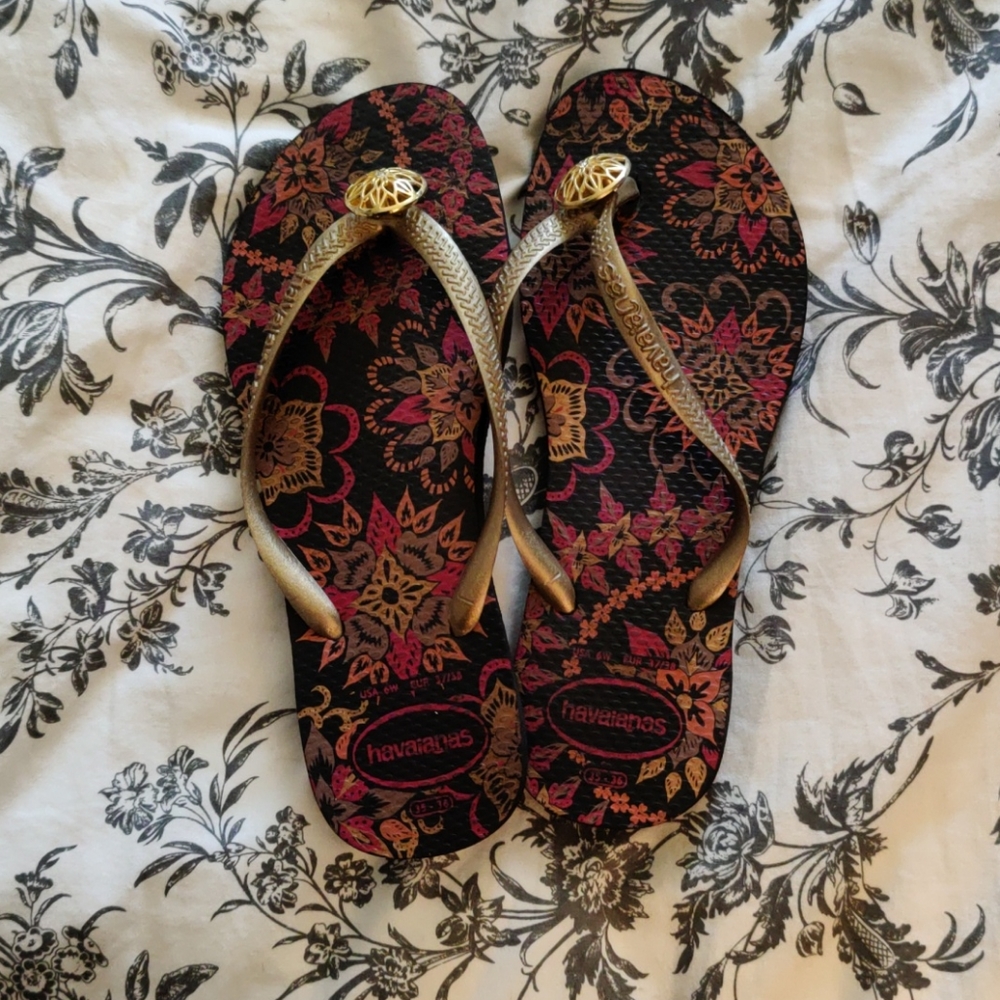 Barely worn sandals